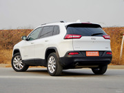 2014款 2.4L 豪華版 2014款 2.4L 豪華版