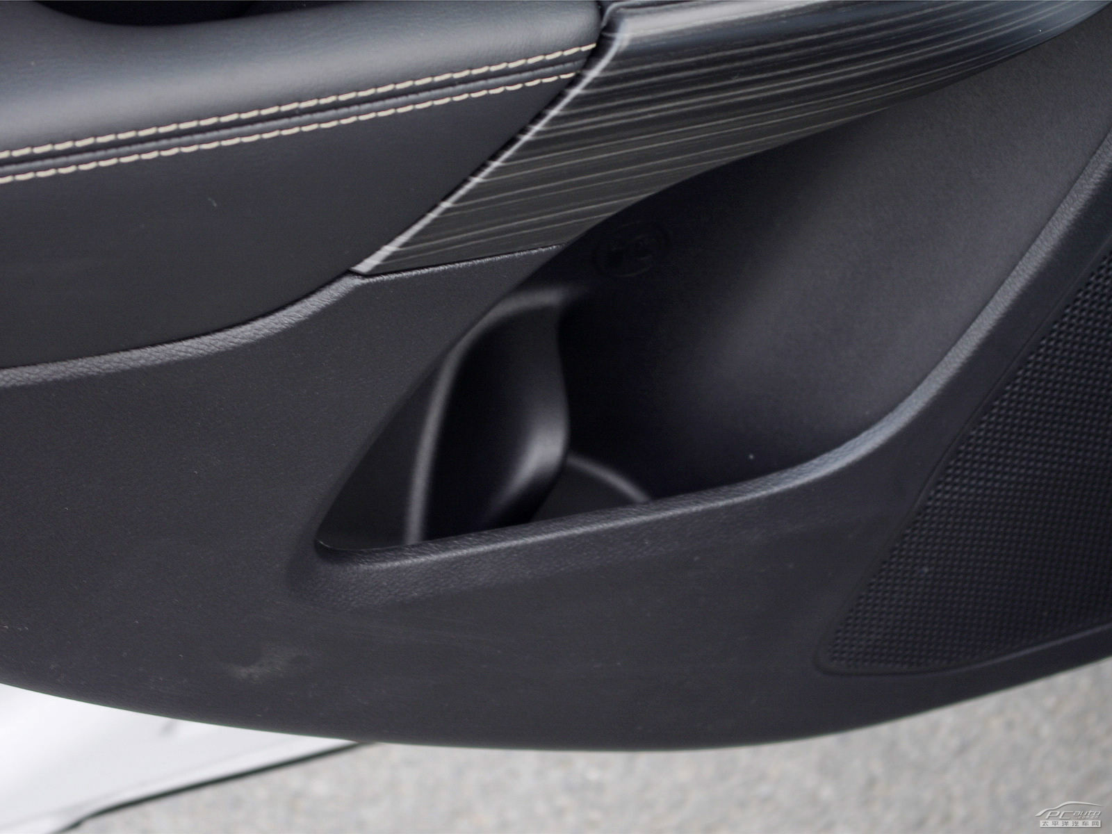 自由光(進口)空間高清大圖