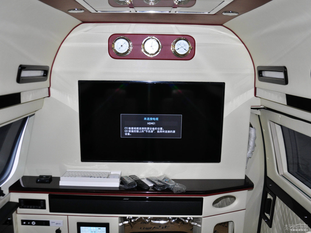 ɫE350܇(ni)DƬ