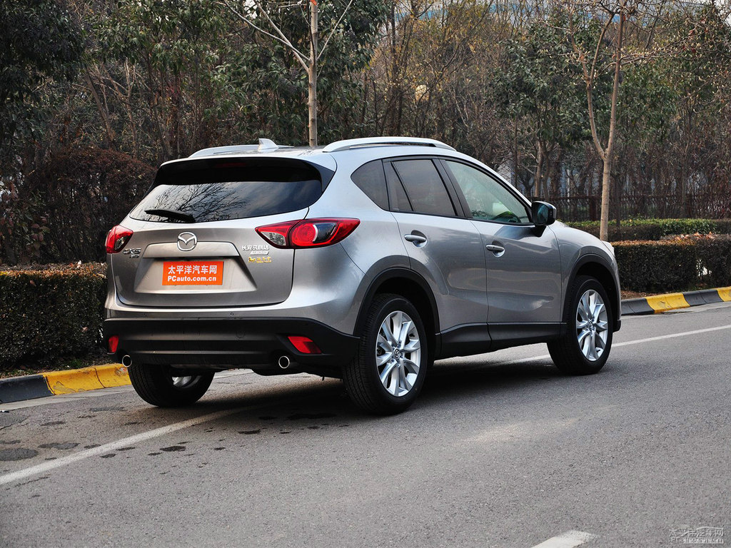 格調(diào)灰馬自達(dá)CX-5整車外觀外觀圖片