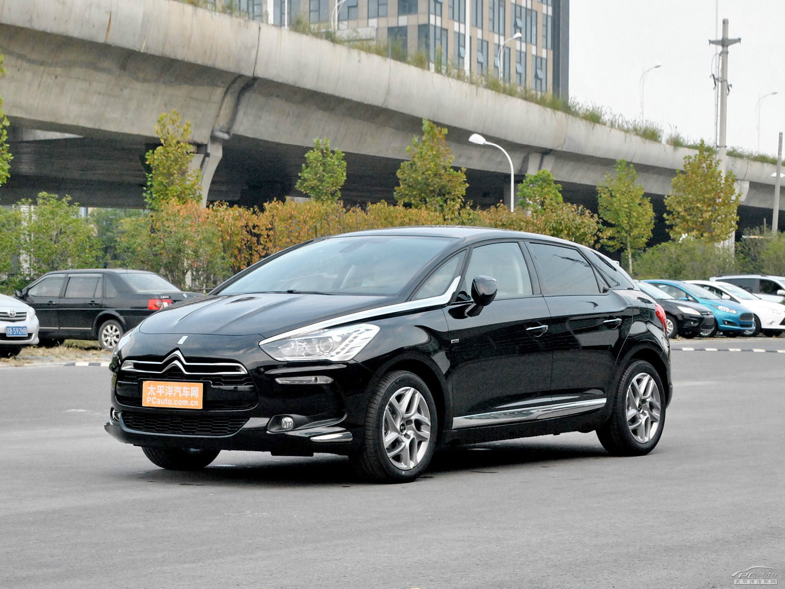 DS 5外觀高清大圖