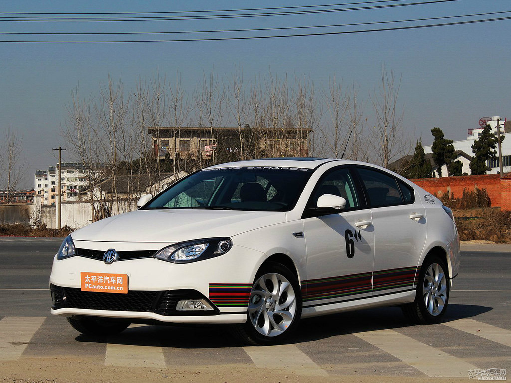 圣峰白MG6整車外觀外觀圖片