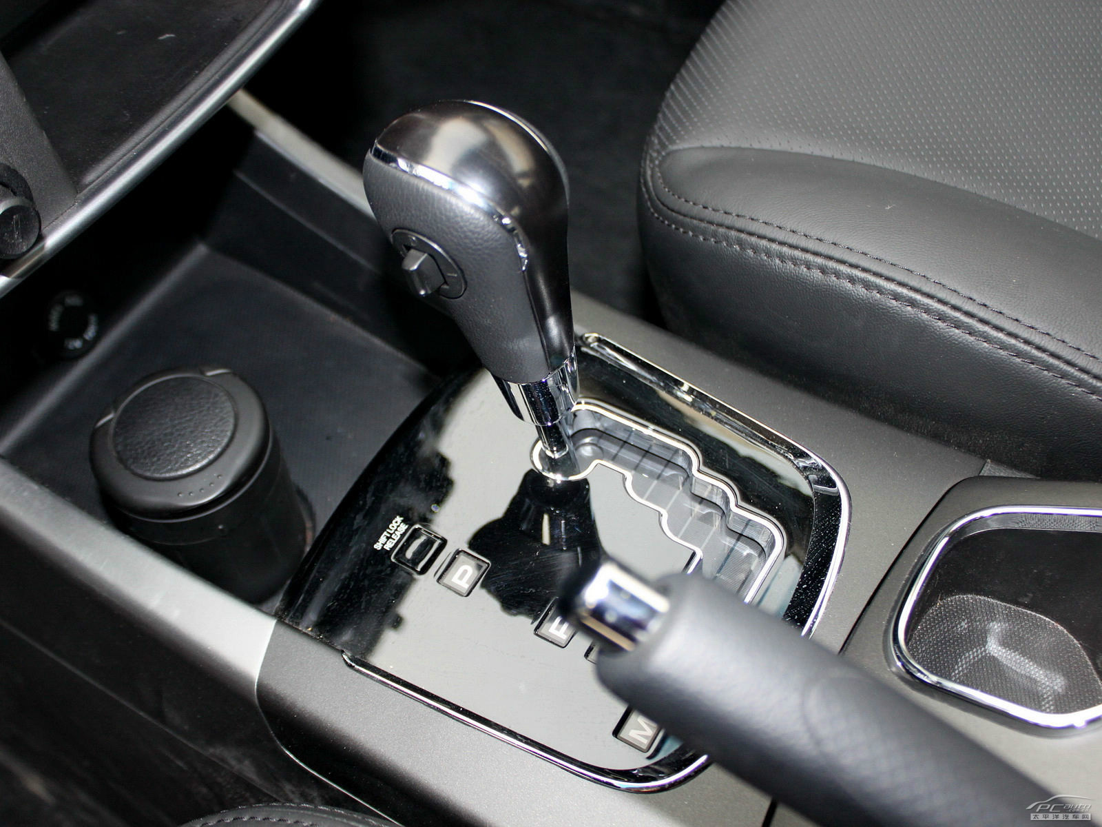 柯蘭多Korando內(nèi)飾高清大圖