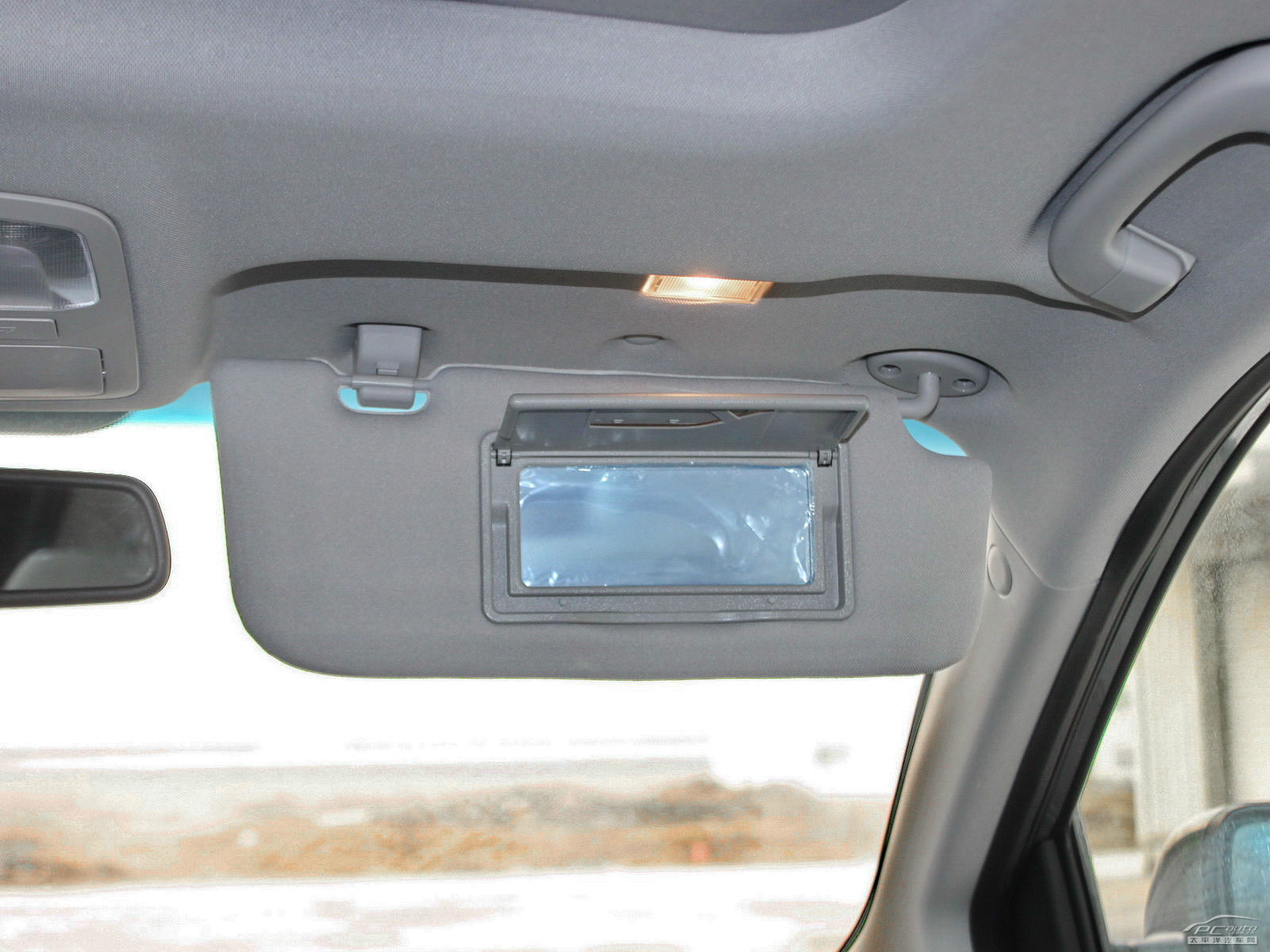 柯蘭多Korando內(nèi)飾高清大圖