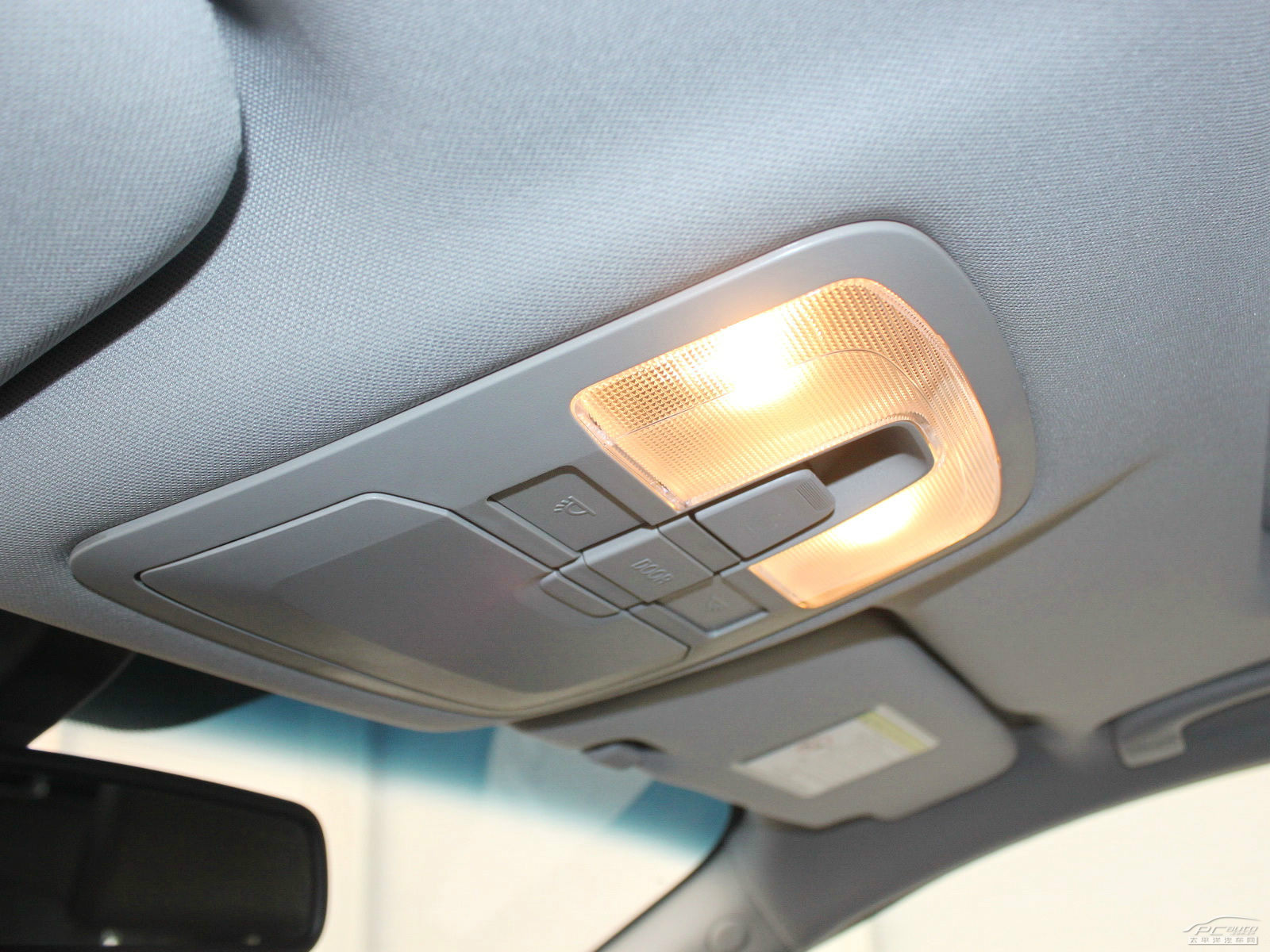 柯蘭多Korando內(nèi)飾高清大圖