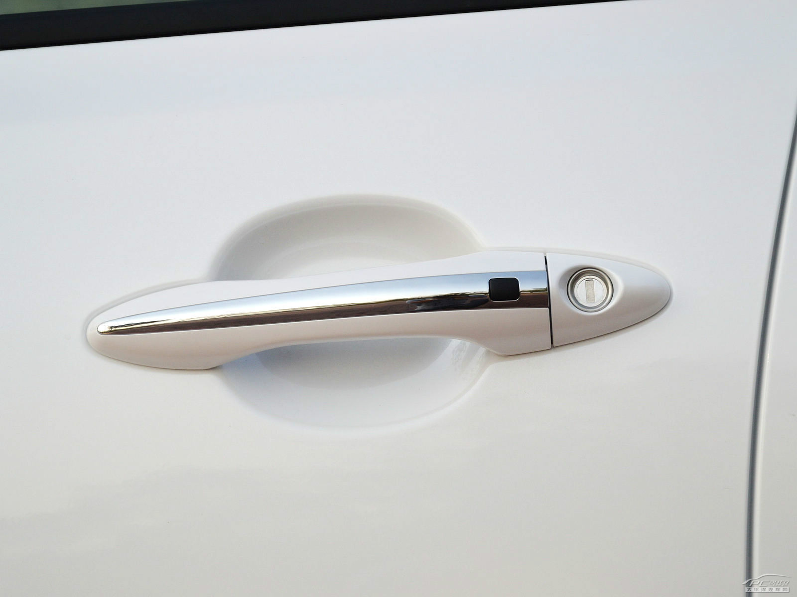 起亞K5凱酷外觀高清大圖