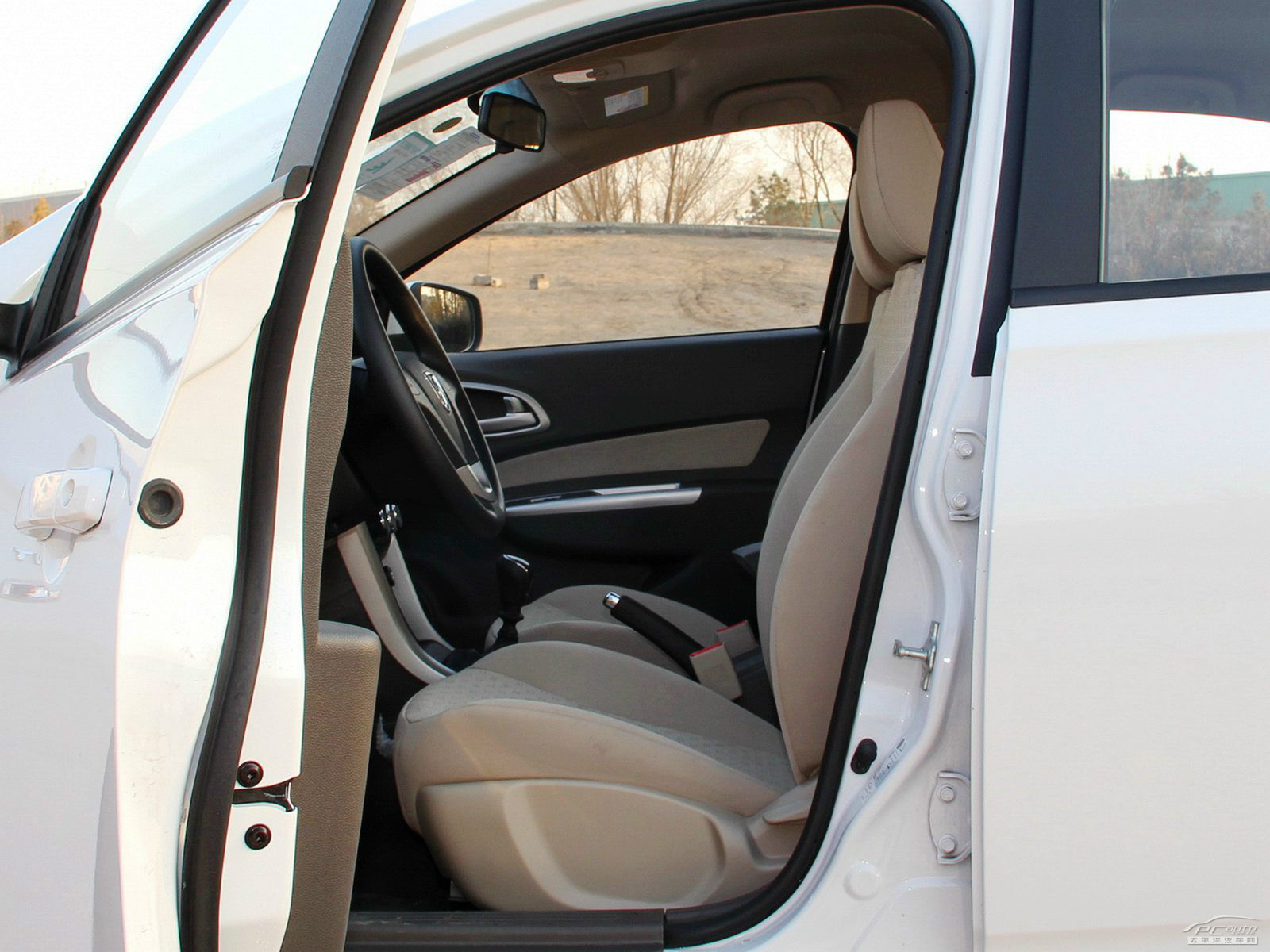 寶駿630空間高清大圖