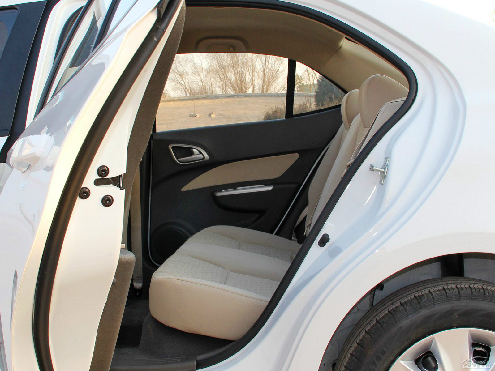 寶駿630空間高清大圖