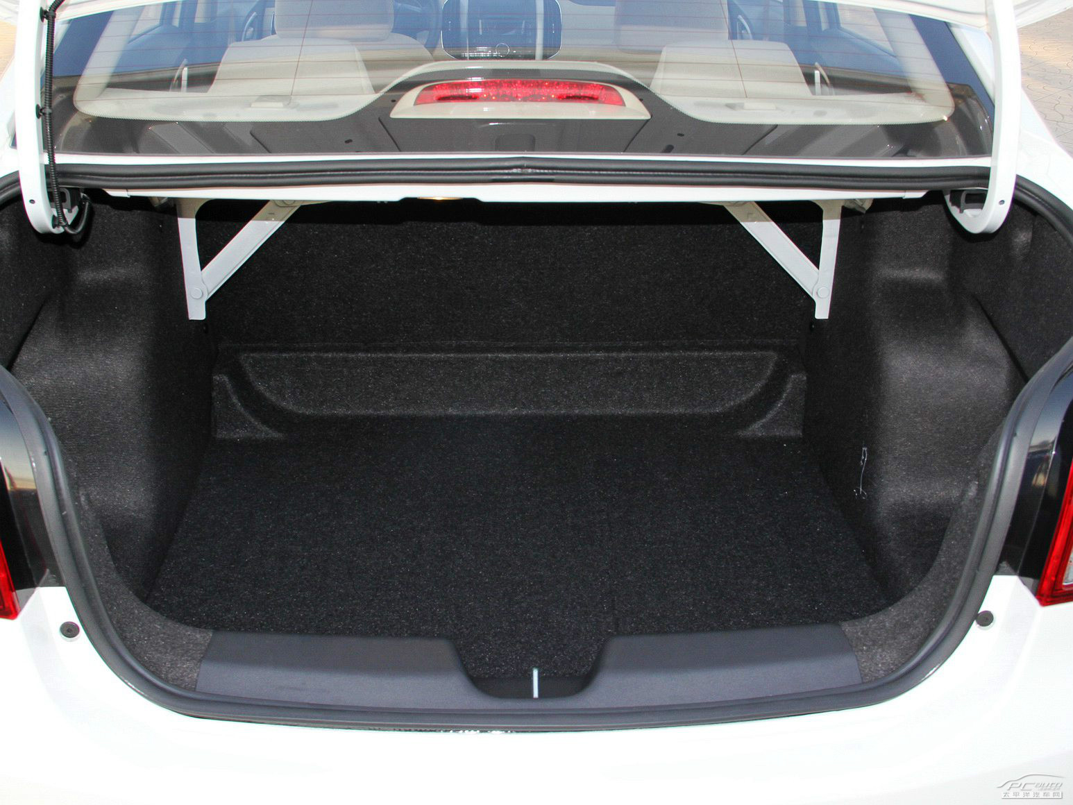 寶駿630空間高清大圖