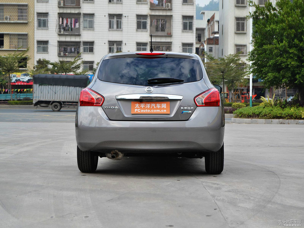 翡麗灰騏達(dá)整車外觀外觀圖片