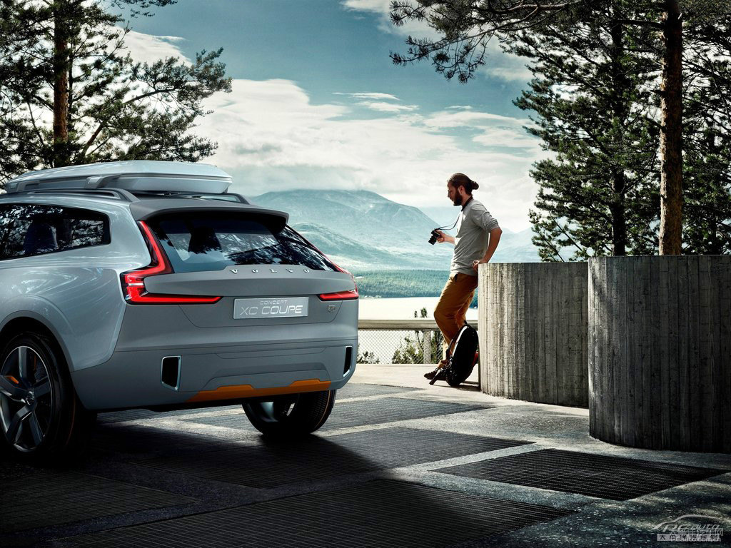 yɫ֠XC Coupe܇β^DƬ