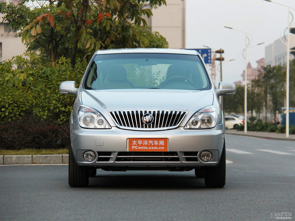 別克GL8整車外觀外觀圖片