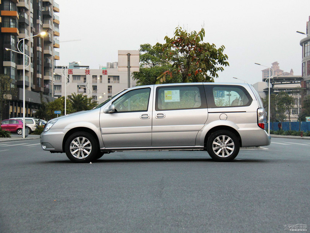 別克GL8整車外觀外觀圖片