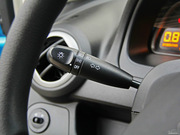 2013款 三廂 1.2L 手動 時尚幸福版 2013款 三廂 1.2L 手動 時尚幸福版