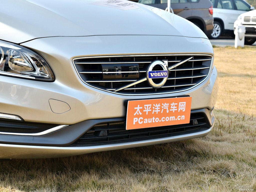 海貝灰沃爾沃S60車頭外觀圖片
