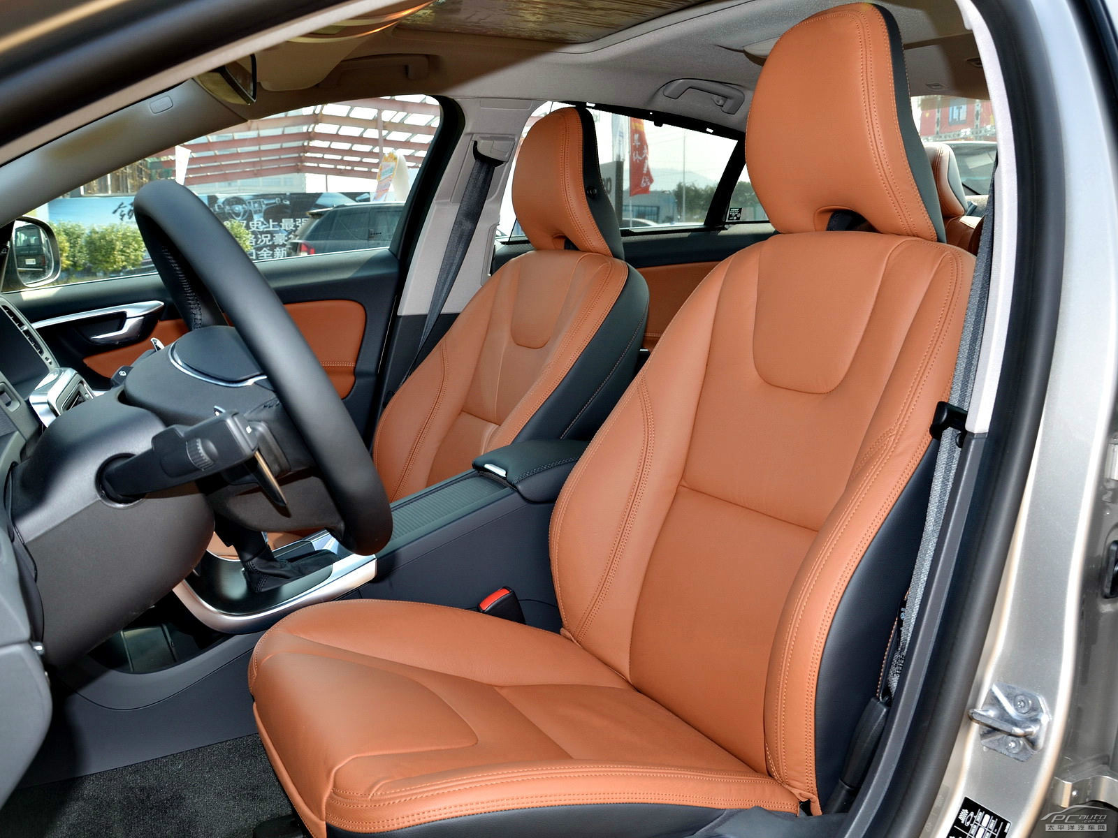 沃爾沃S60內(nèi)飾高清大圖