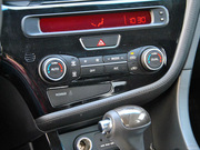 2014 2.0L ԄPREMIUM 2