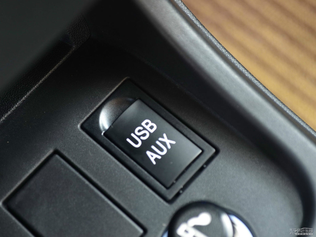 {(ln)ɫ330п؃(ni)DƬ