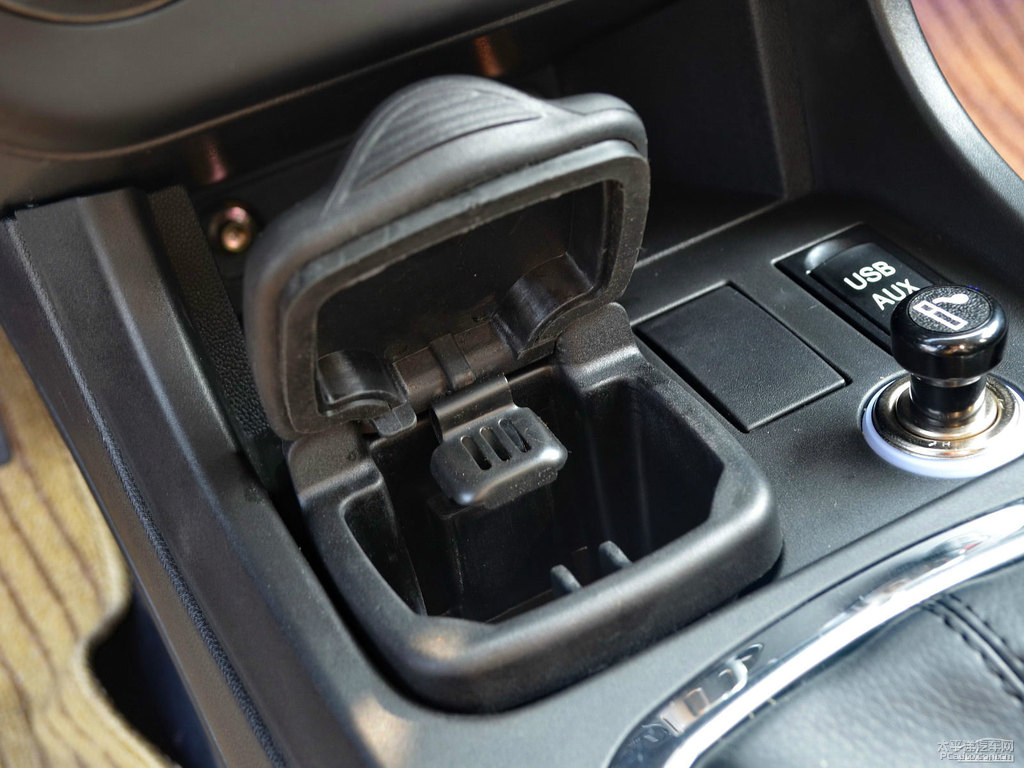 {(ln)ɫ330п؃(ni)DƬ