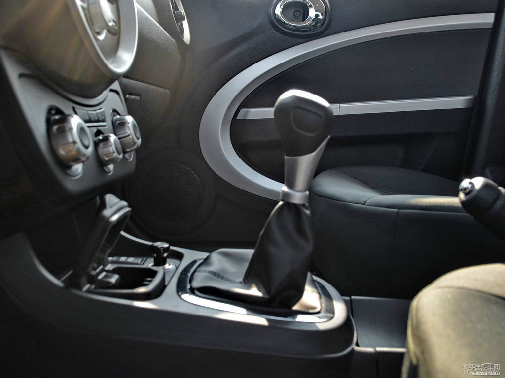 {ɫ330п؃(ni)DƬ