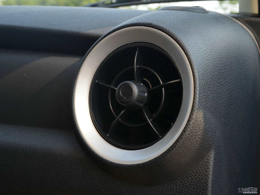 {ɫ330п؃(ni)DƬ