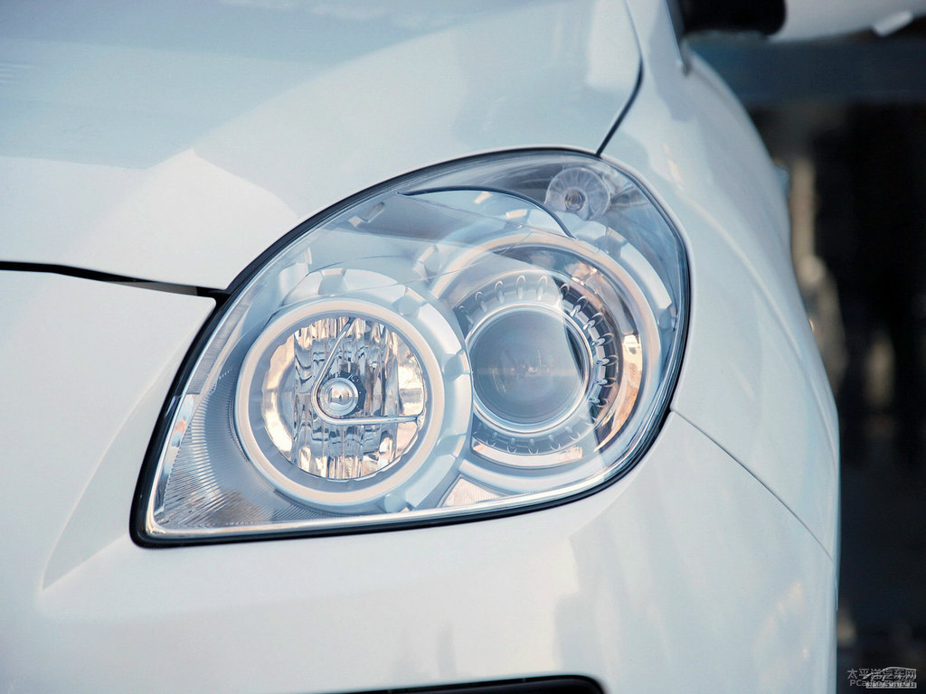 ɰ׼{ǽݴ7 SUV܇^^DƬ
