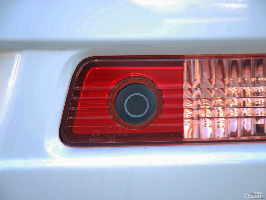 ɰ׼{ǽݴ7 SUV܇β^DƬ