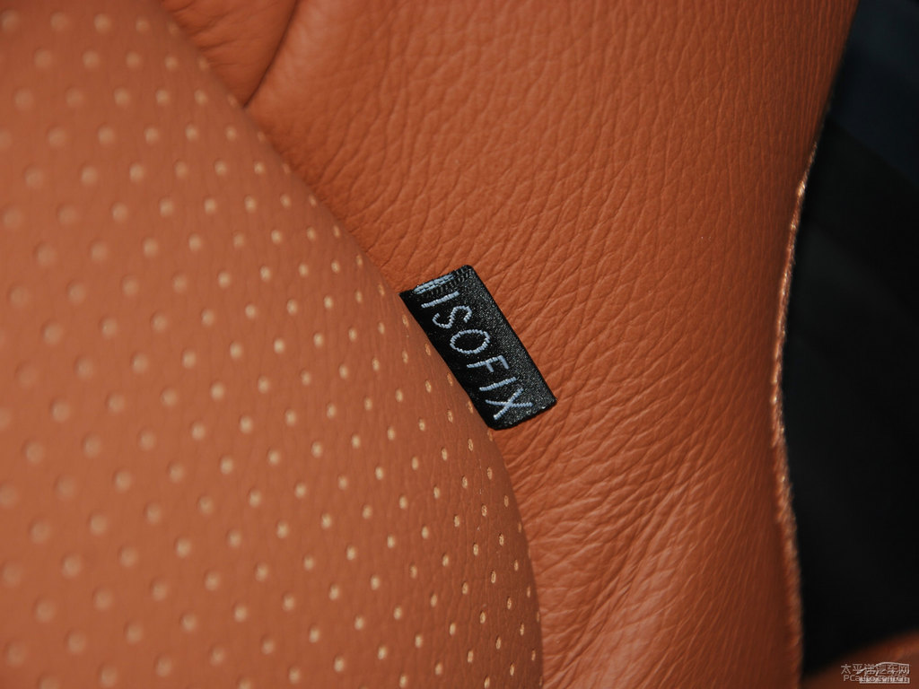 ɰ׼{ǽݴ7 SUV΃(ni)DƬ