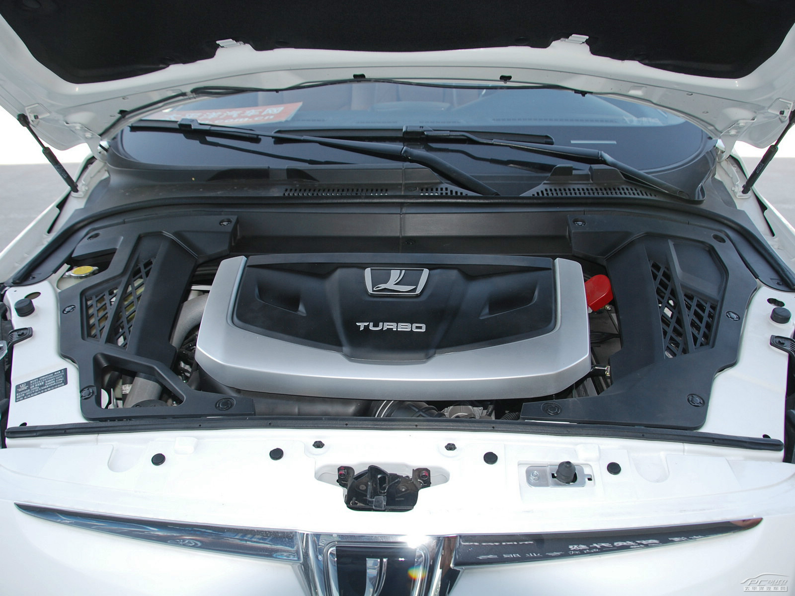 納智捷大7 SUV細(xì)節(jié)高清大圖