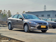 2013款 2.3L 時(shí)尚型 2013款 2.3L 時(shí)尚型