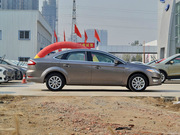 2013款 2.3L 時(shí)尚型 2013款 2.3L 時(shí)尚型