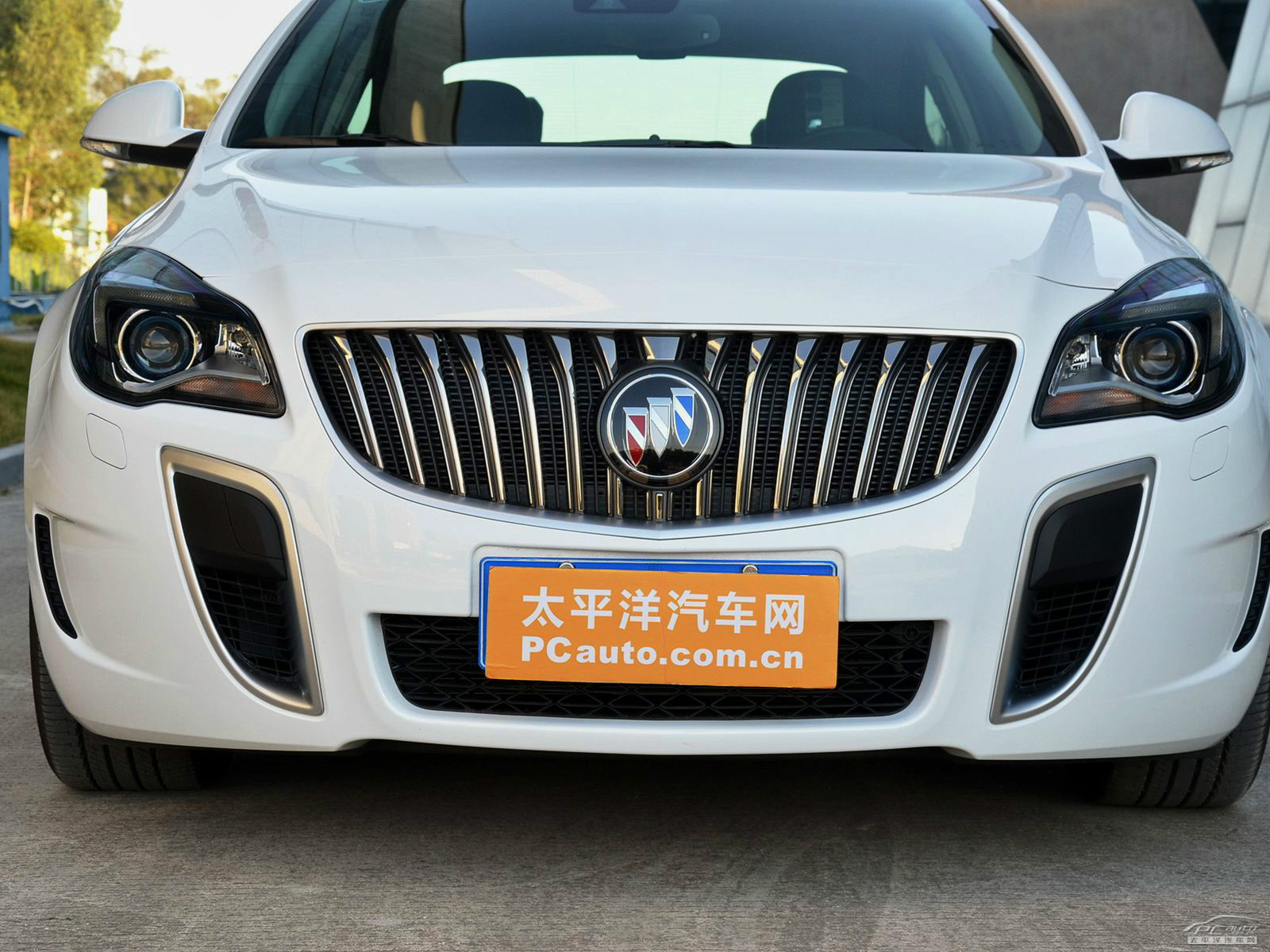 君威外觀高清大圖