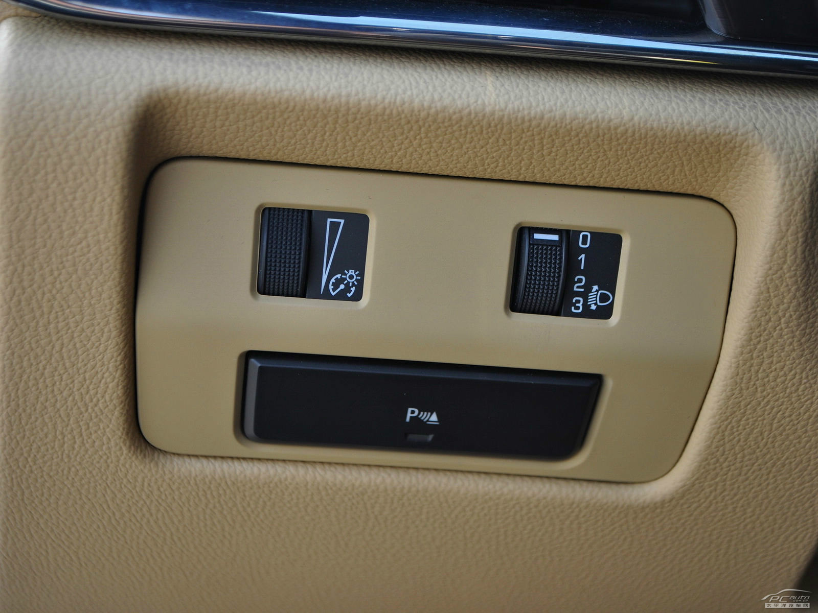 凱迪拉克ATS內(nèi)飾高清大圖