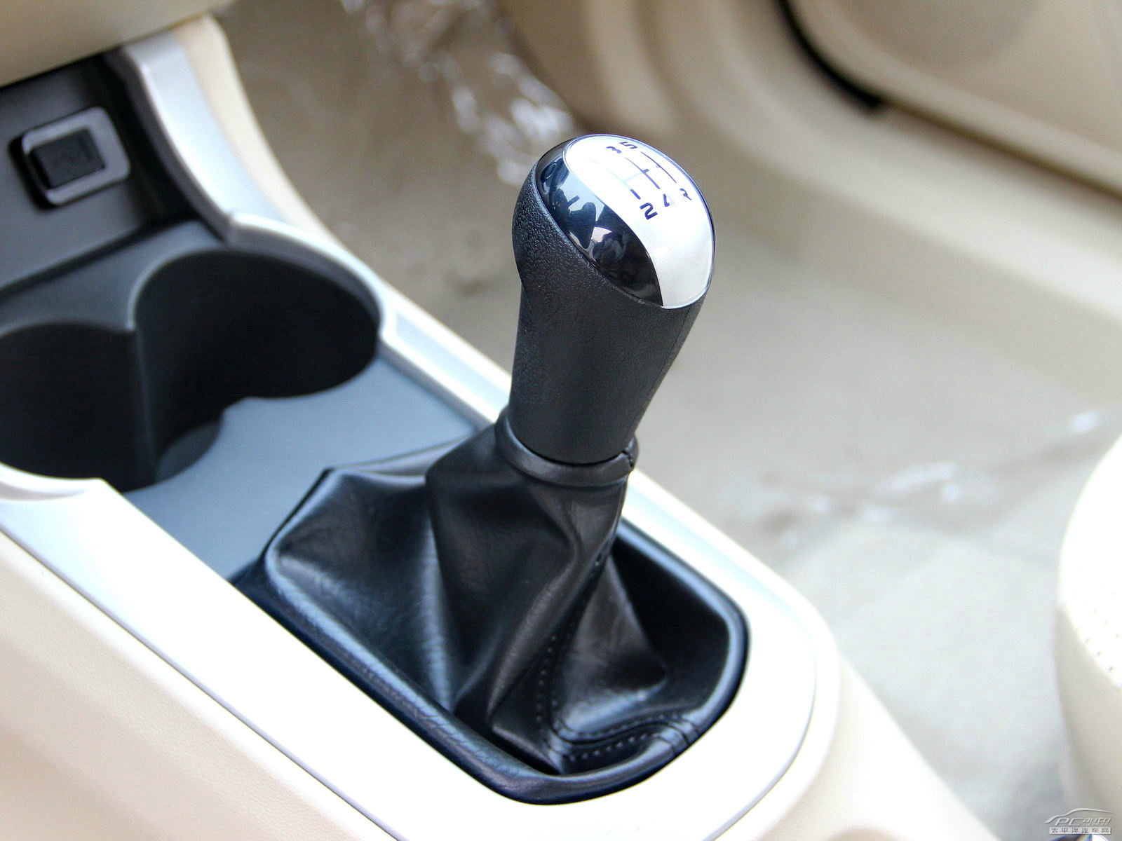 海馬M3內(nèi)飾高清大圖