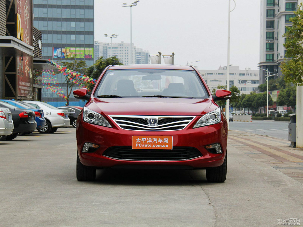 寶石紅逸動(dòng)整車外觀外觀圖片