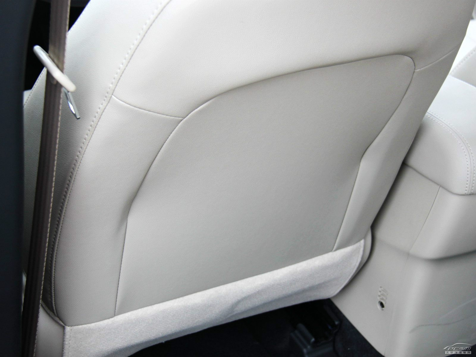 逸動經(jīng)典內(nèi)飾高清大圖