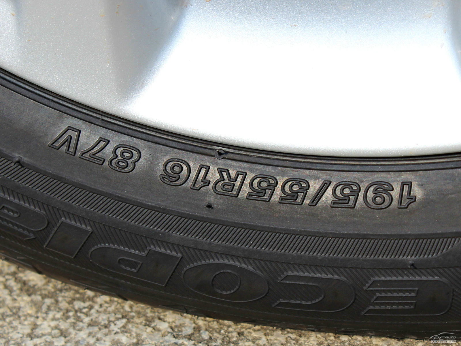 驪威細(xì)節(jié)高清大圖