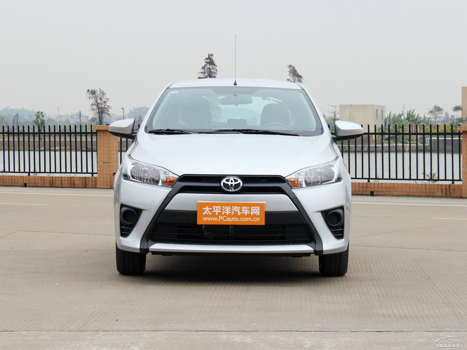 YARiS L 致炫外觀高清大圖