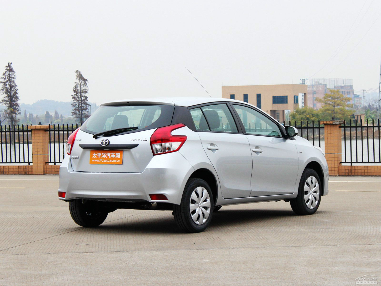 YARiS L 致炫外觀高清大圖