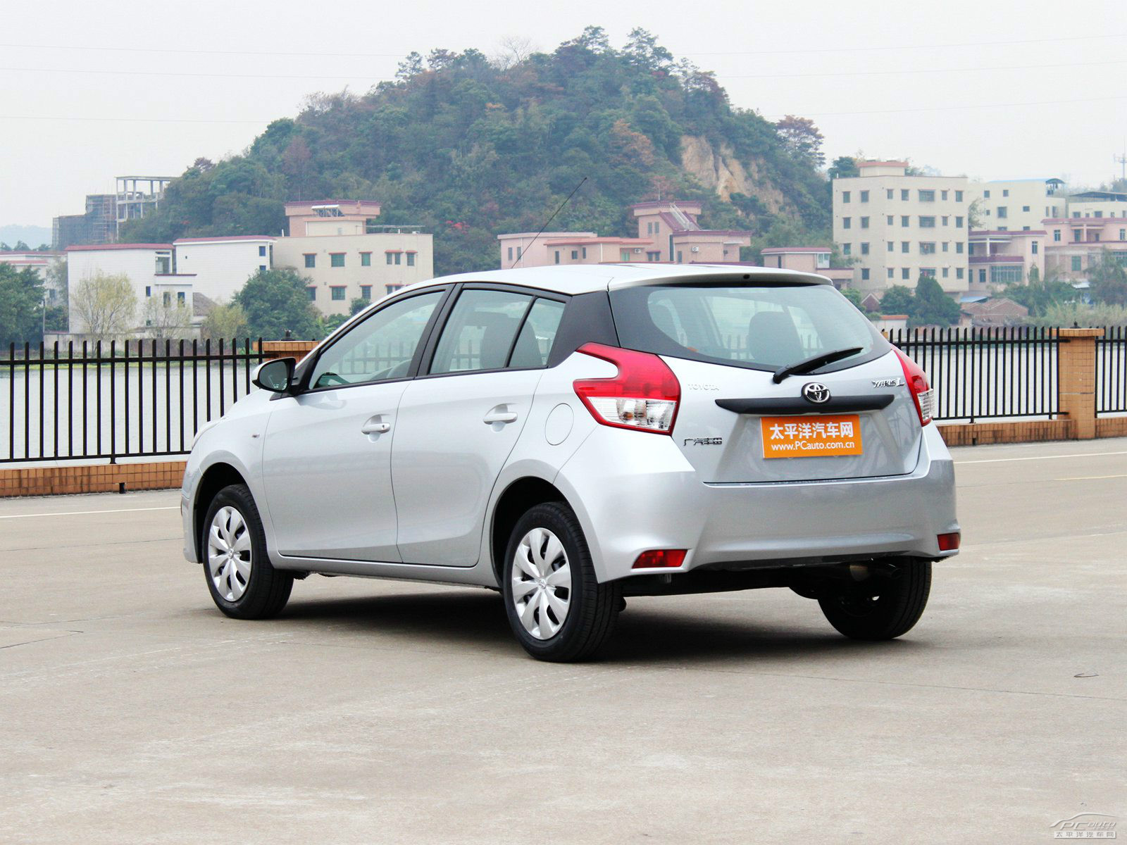 YARiS L 致炫外觀高清大圖