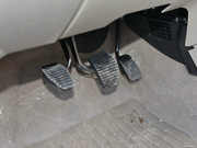 2013款 1.6L 手動(dòng)科技型 2013款 1.6L 手動(dòng)科技型