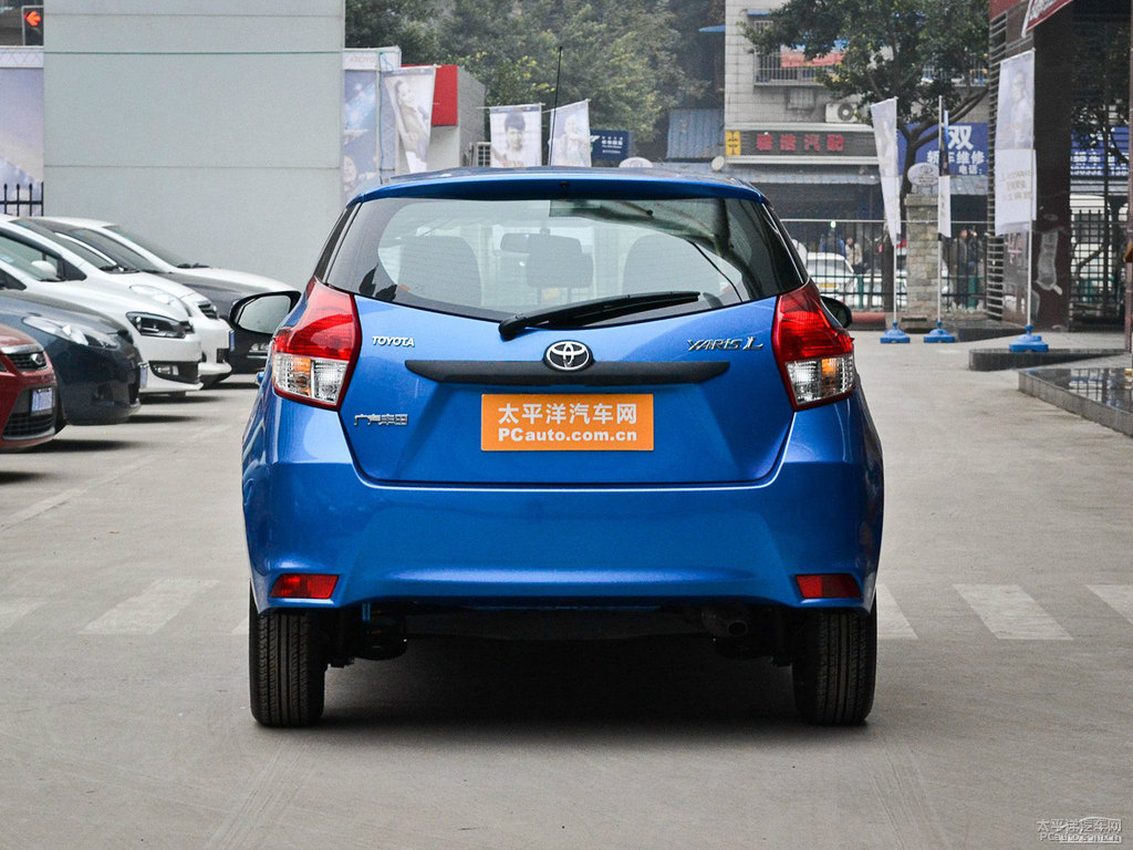 極光藍YARiS L 致炫整車外觀外觀圖片