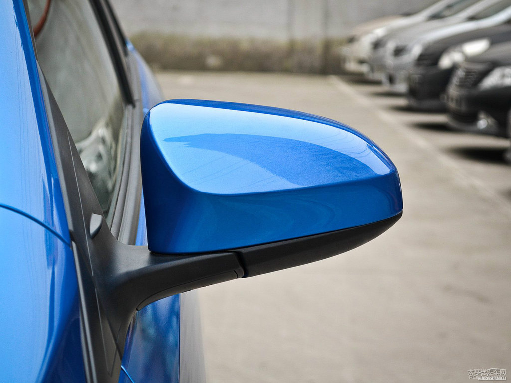 O{YARiS L ܇^DƬ