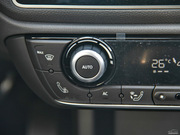 2014款 三廂 1.6T 自動致臻型 2014款 三廂 1.6T 自動致臻型