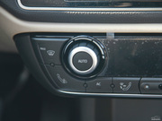 2014款 三廂 1.6T 自動致臻型 2014款 三廂 1.6T 自動致臻型