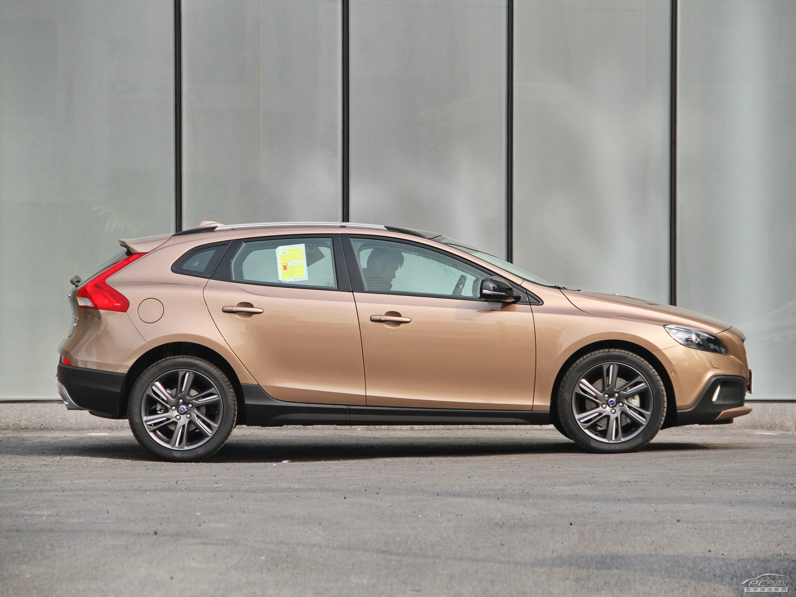 沃爾沃V40外觀高清大圖