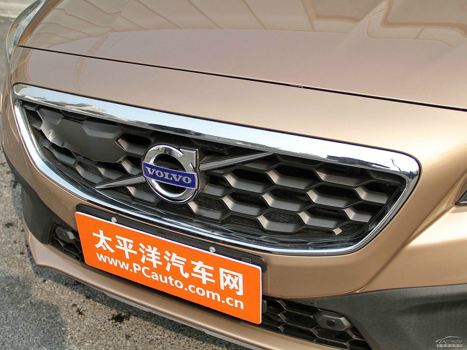 沃爾沃V40外觀高清大圖