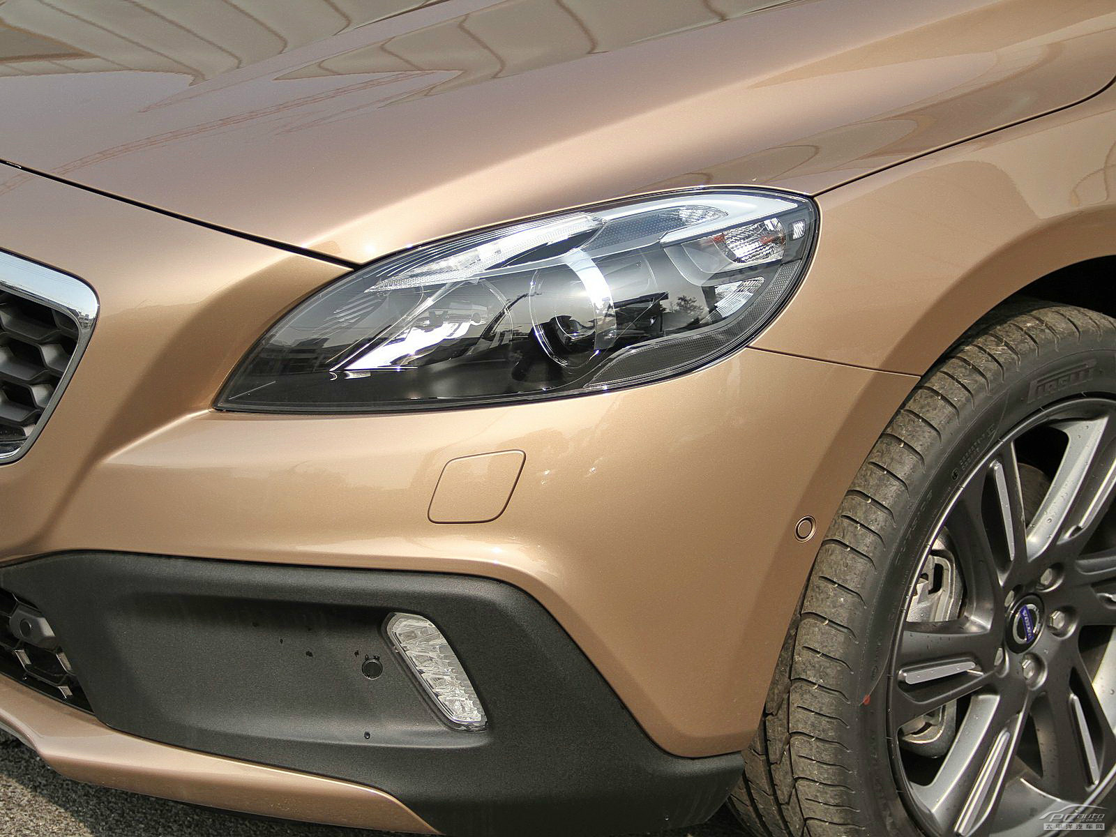 沃爾沃V40外觀高清大圖