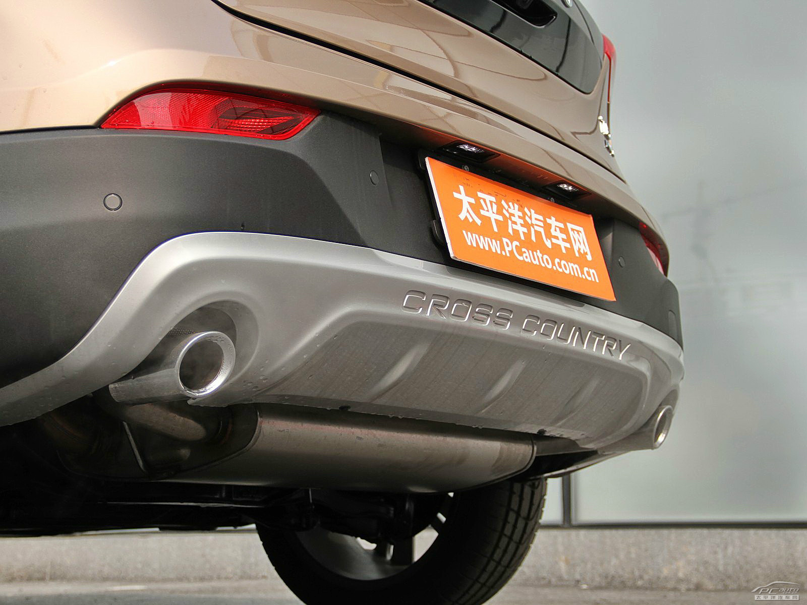 沃爾沃V40外觀高清大圖