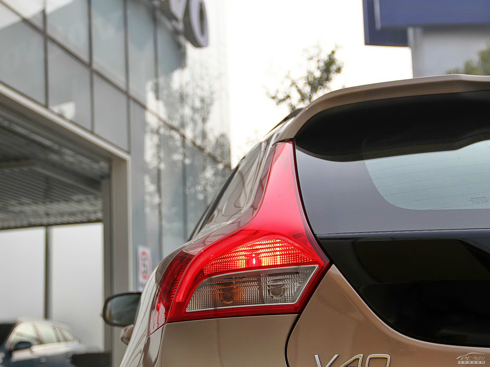 沃爾沃V40外觀高清大圖